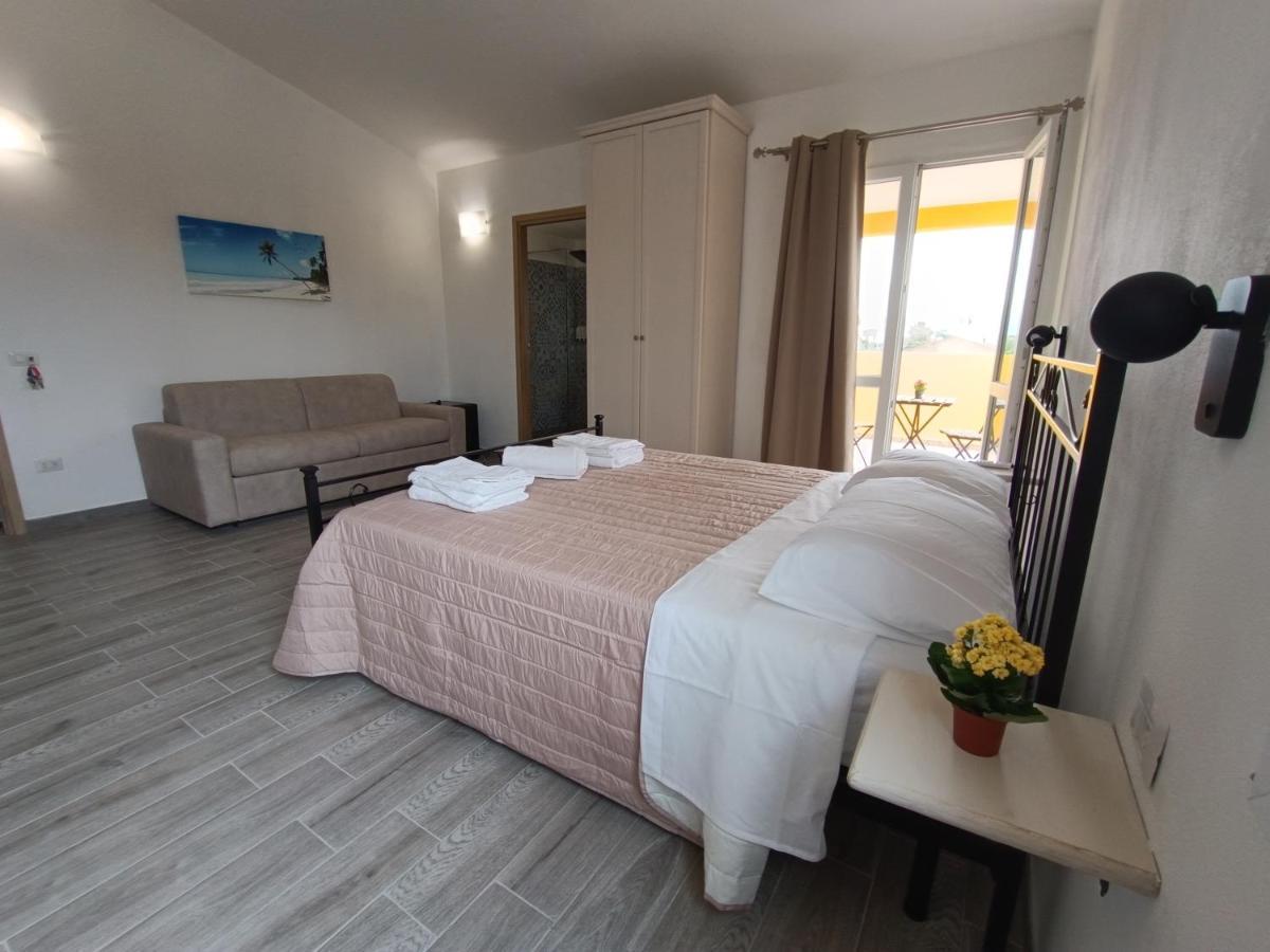 Costa Di Sopra Affittacamere By Hospitality Sardinia Quartu Sant'Elena Exterior photo